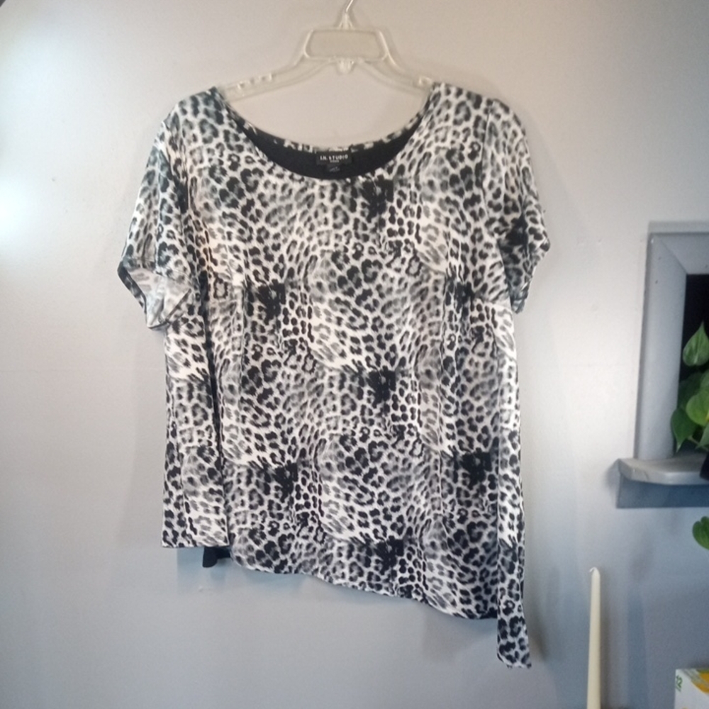 I. N. Studio Women's Short Sleeve Women's Top Size 2X